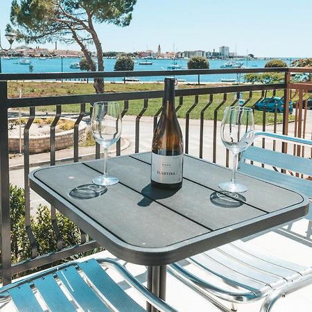 Villa Umag Seafront Exteriör bild