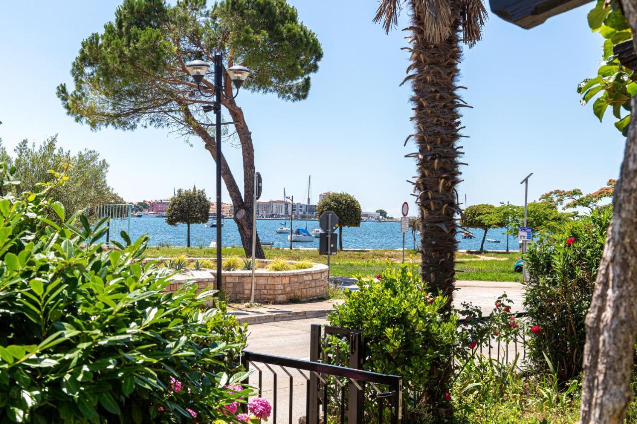 Villa Umag Seafront Exteriör bild