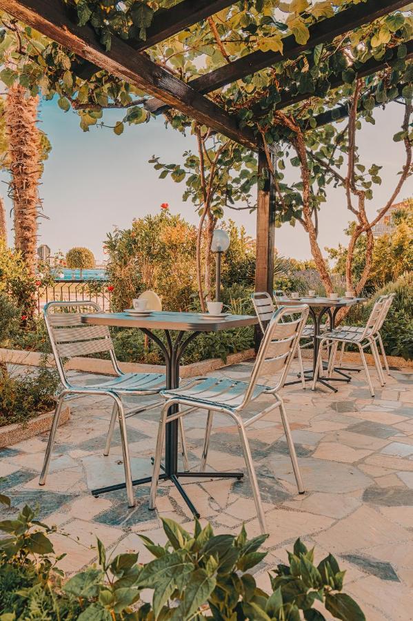 Villa Umag Seafront Exteriör bild