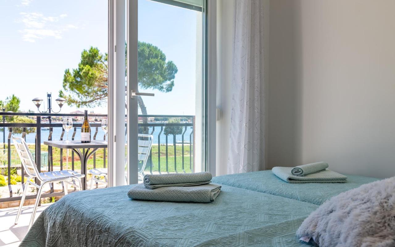 Villa Umag Seafront Exteriör bild